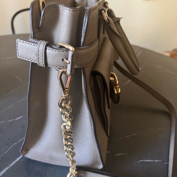 Michael Kors Emma Satchel Lock & Key Handbag with dust cover - Picture 5 of 16